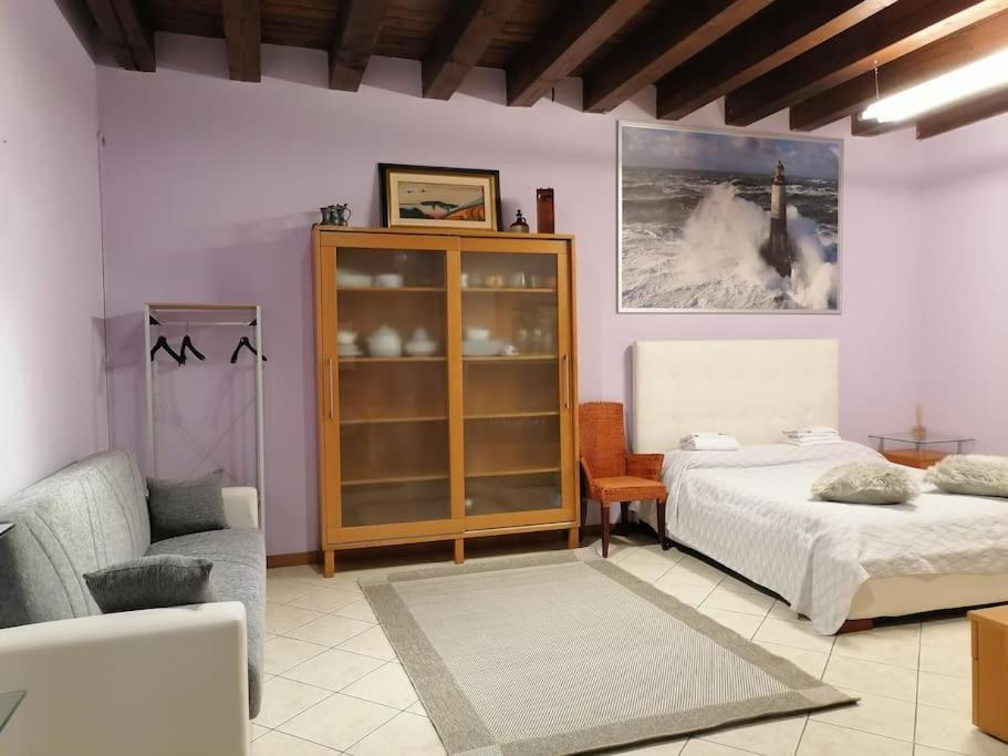 Apartmán Monolocale In Piazza Isolo Verona Exteriér fotografie