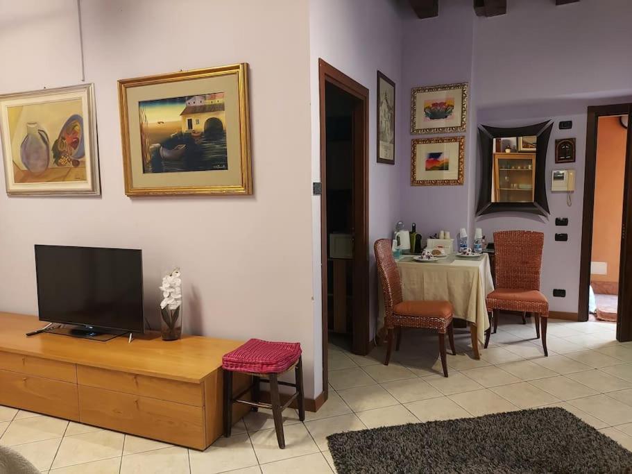 Apartmán Monolocale In Piazza Isolo Verona Exteriér fotografie